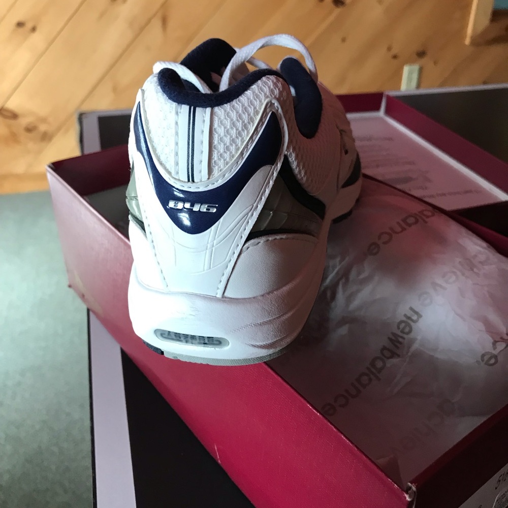 Sneakers - Picture 2 of 3